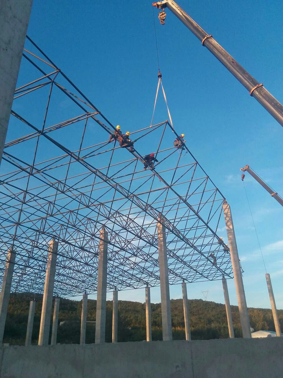 开封汪清物流园网架